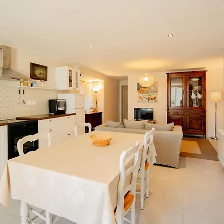 Holiday home La Petite Bacheliere - Terrasse Couverte Exterieure Et Jacuzzi La Bachellerie